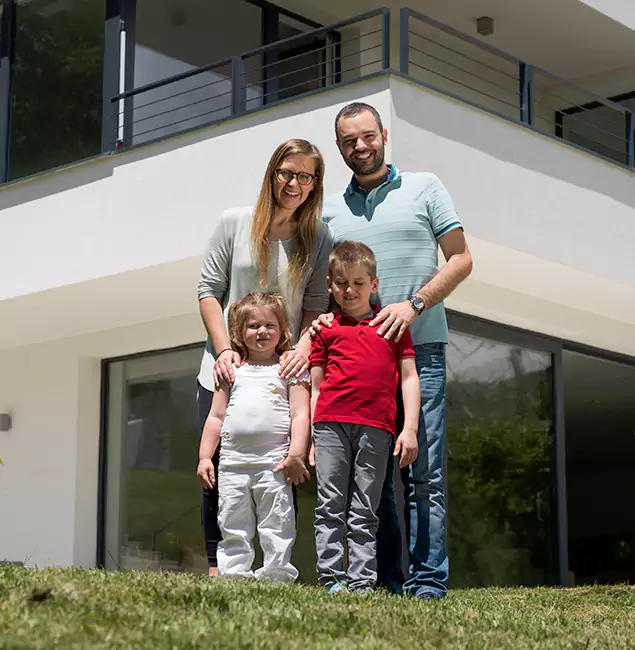 Why Centreville Trusts Centreville Pest Control Pro for Carpenter Bee Removal?